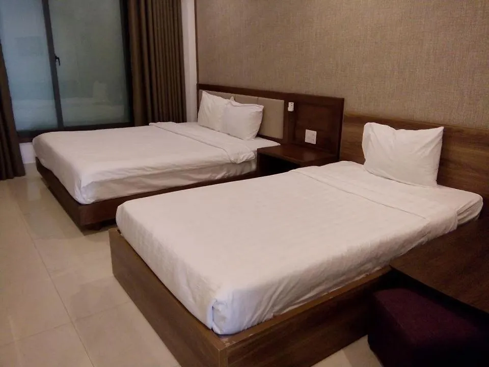 Aris Beach Apartment & Hotel Da Nang 0*,