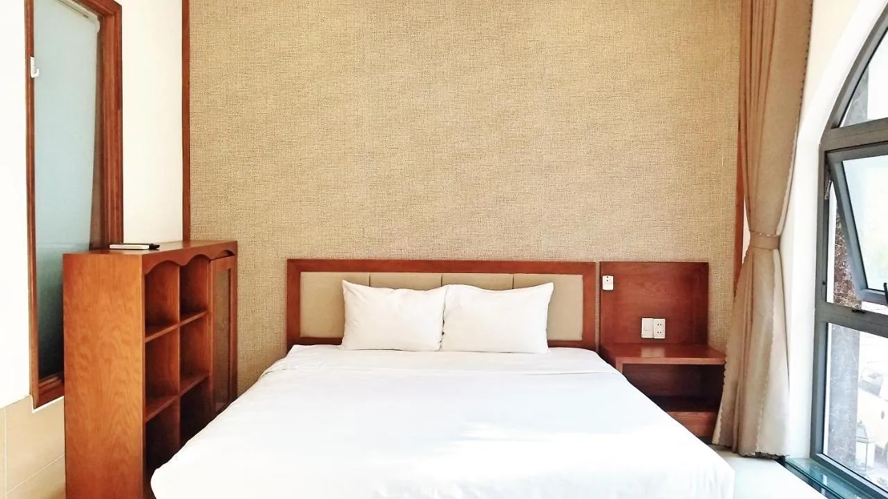 Aris Beach Apartment & Hotel Da Nang